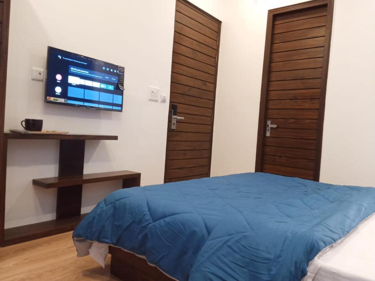 Joey'S Hostel Rishīkesh Eksteriør bilde