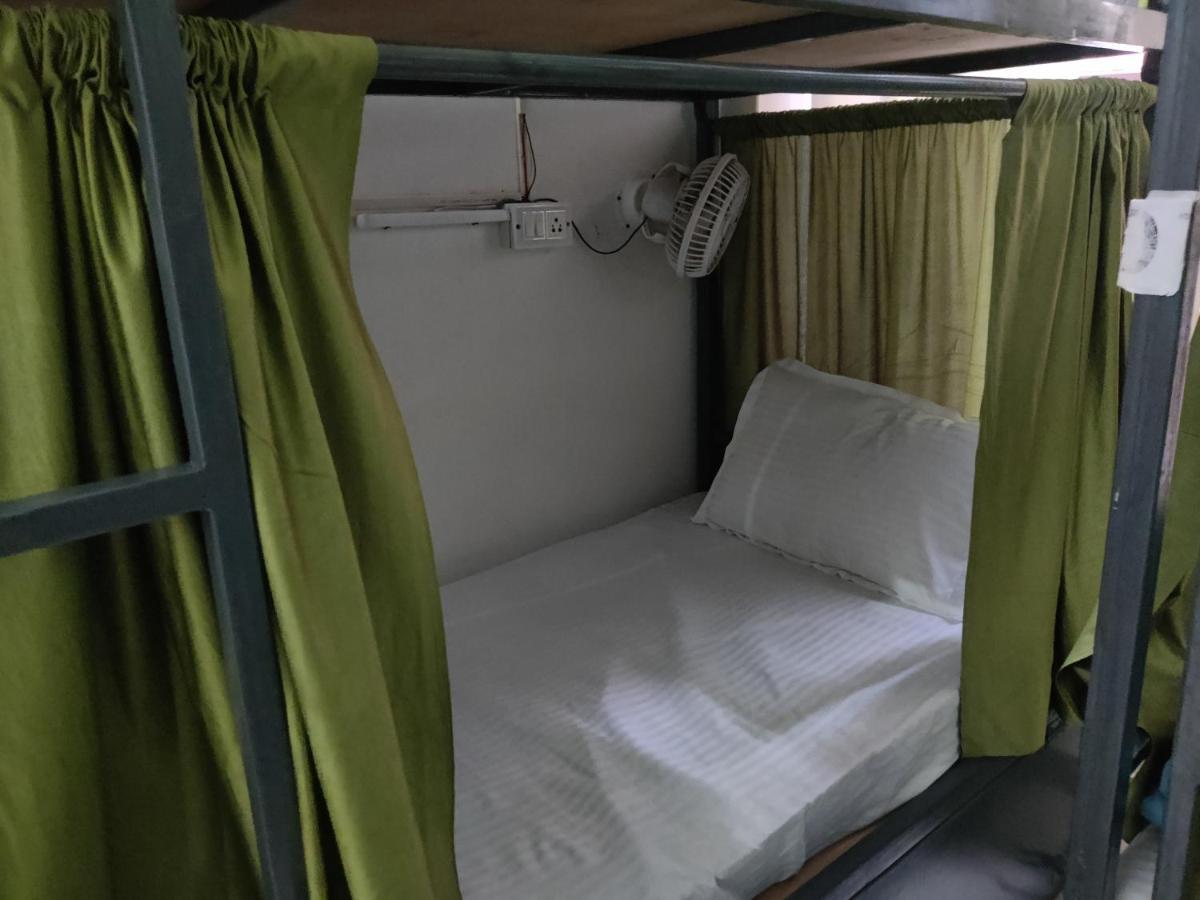Joey'S Hostel Rishīkesh Eksteriør bilde